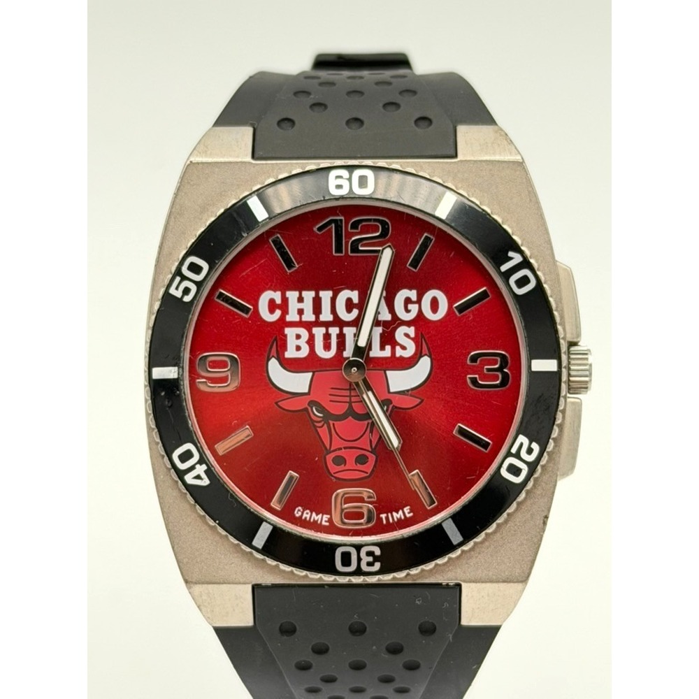 Chicago Bulls NBA Game Time Men's Quartz Watch Red Dial 40mm New Battery